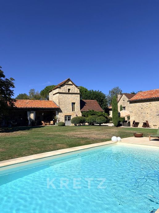 Maison 13 pièces 480 m² · à Caylus · 480 m² · 1 370 000 €