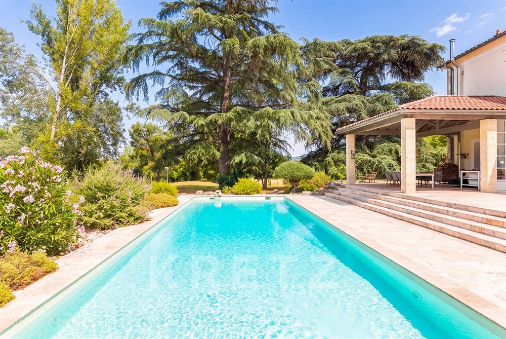 Maison à vendre, 870m², Nérac