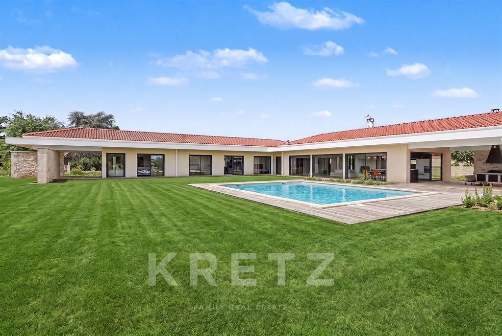 Maison à vendre, 232m², Pommevic