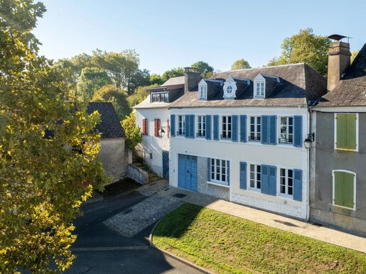 Maison 8 pièces 188 m² · à Pau · 188 m² · 330 000 €