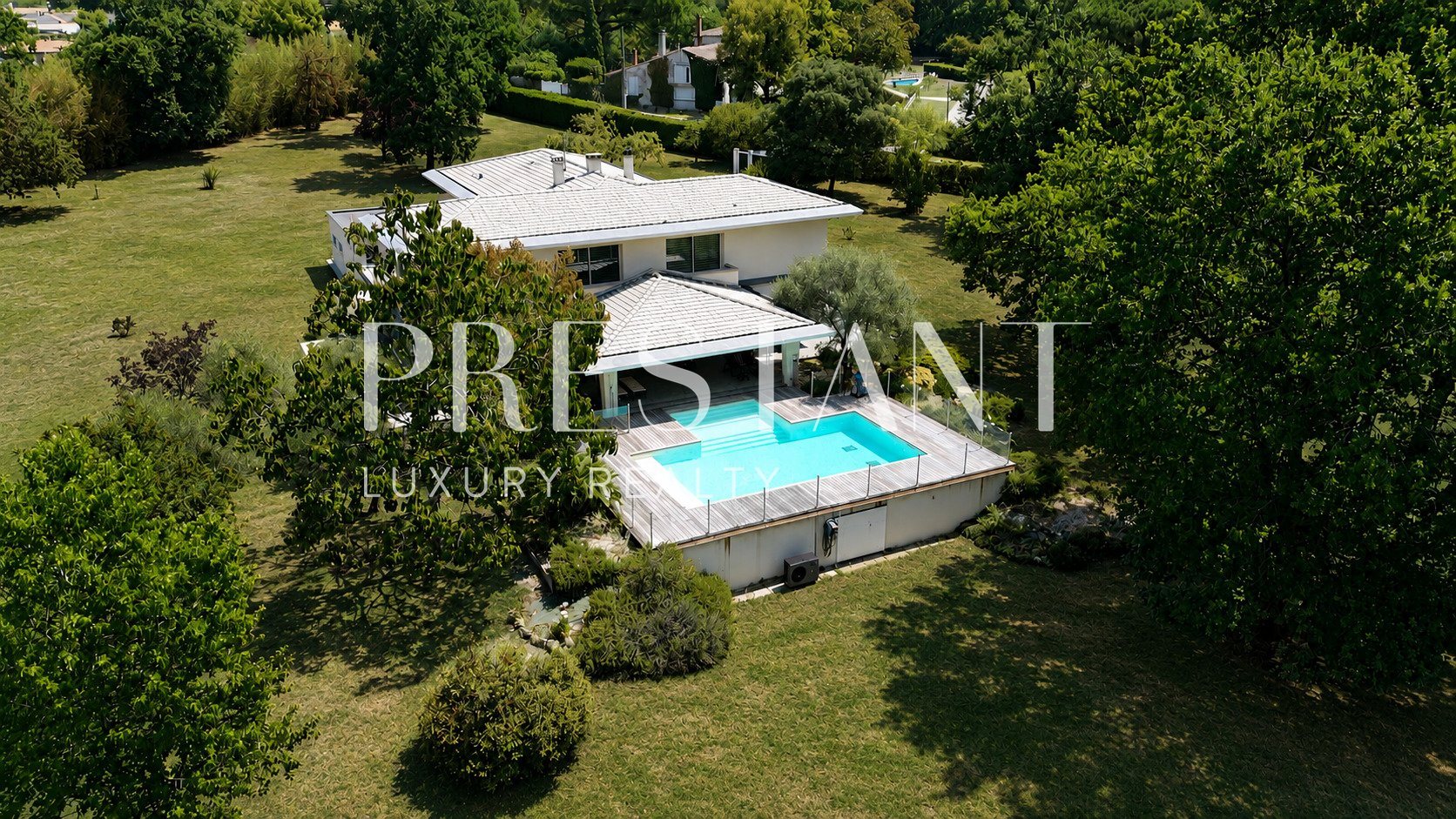 Maison à vendre, 385m², Le Taillan-Médoc