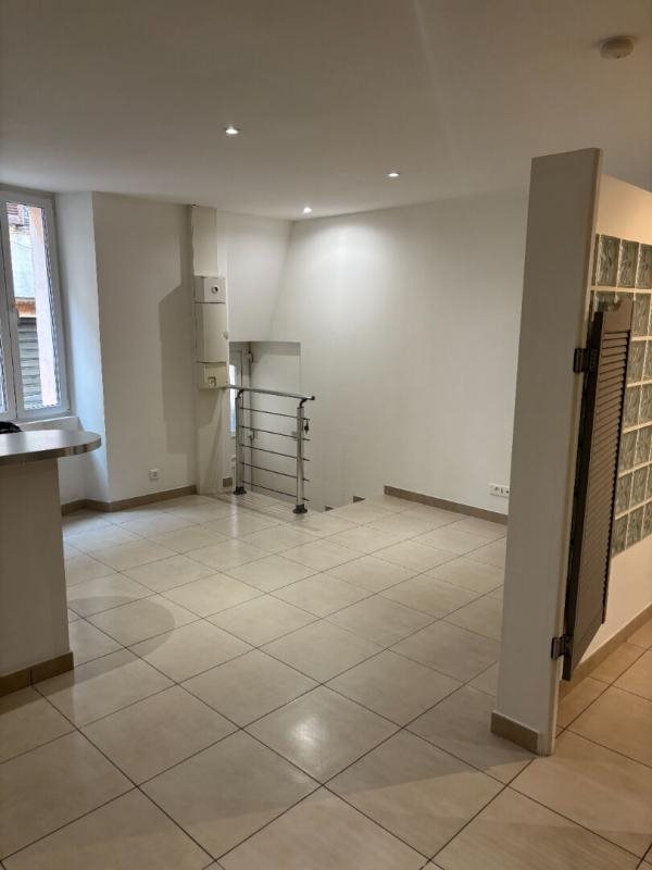 Appartement à vendre, 35m², La Roquebrussanne