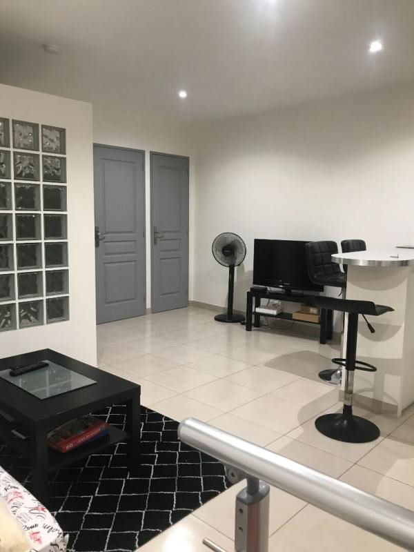 Appartement à vendre, 35m², La Roquebrussanne