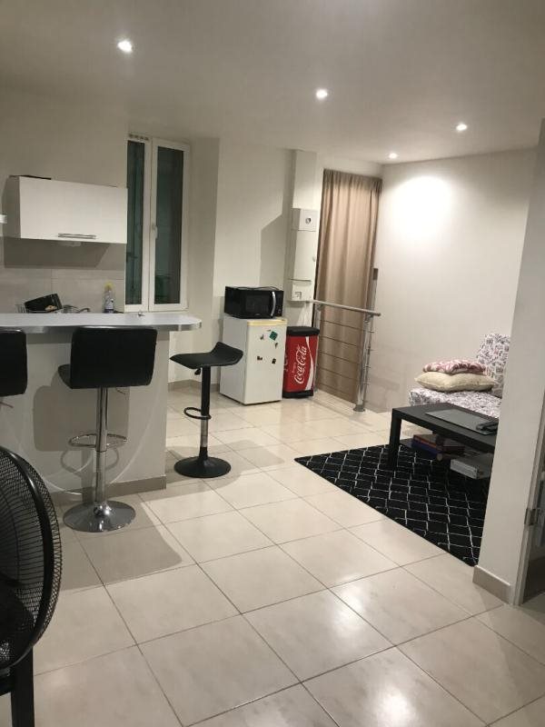 Appartement à vendre, 35m², La Roquebrussanne