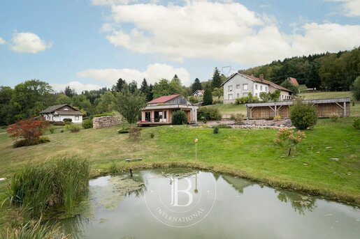Immeuble 130 m² · à Anould · 130 m² · 1 440 000 €
