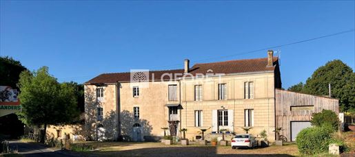 Maison 10 pièces 514 m² · à Reignac · 514 m² · 622 000 €