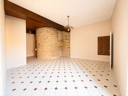 Appartement 4 pièces 96 m² · à Beaune · 96 m² · 199 000 €