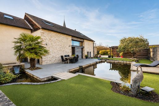 Maison 6 pièces 250 m² · à Beaune · 250 m² · 559 000 €