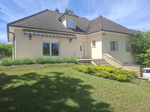 6 pièces 118 m² · à Buxy · 118 m² · 297 000 €