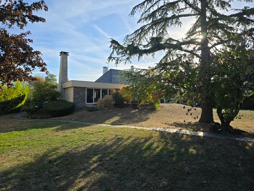 Maison 6 pièces 234 m² · à Limoges-Fourches · 234 m² · 690 000 €