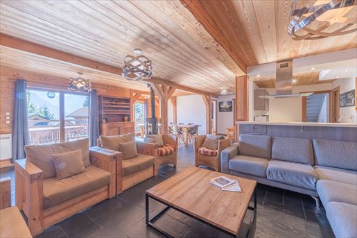 Maison 9 pièces 245 m² · à Les Deux Alpes · 245 m² · 2 450 000 €