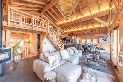 Maison 8 pièces 236 m² · à Les Deux Alpes · 236 m² · 2 800 000 €