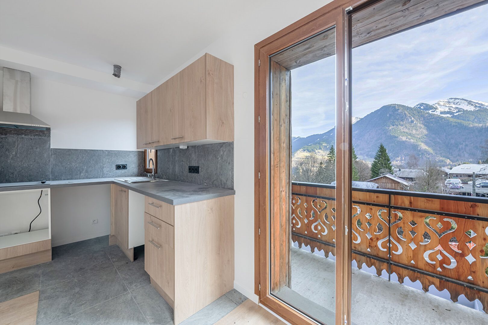 New 3-bedroom apartment - Mountain view - Vue 3