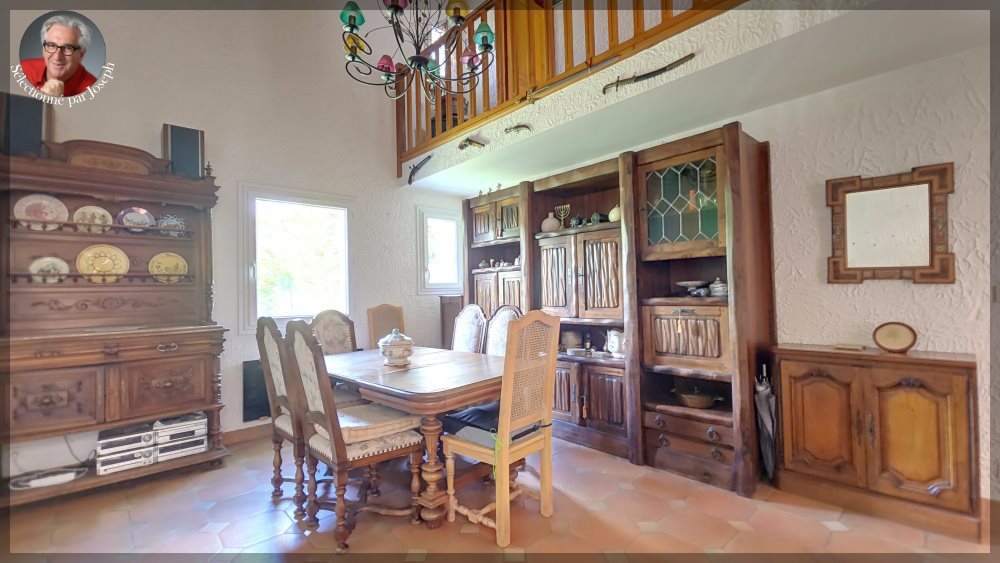 Maison à vendre, 237m², Saint-Michel-de-Chabrillanoux