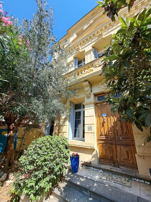 Maison 11 pièces 222 m² · à Cuxac-d'Aude · 222 m² · 420 000 €