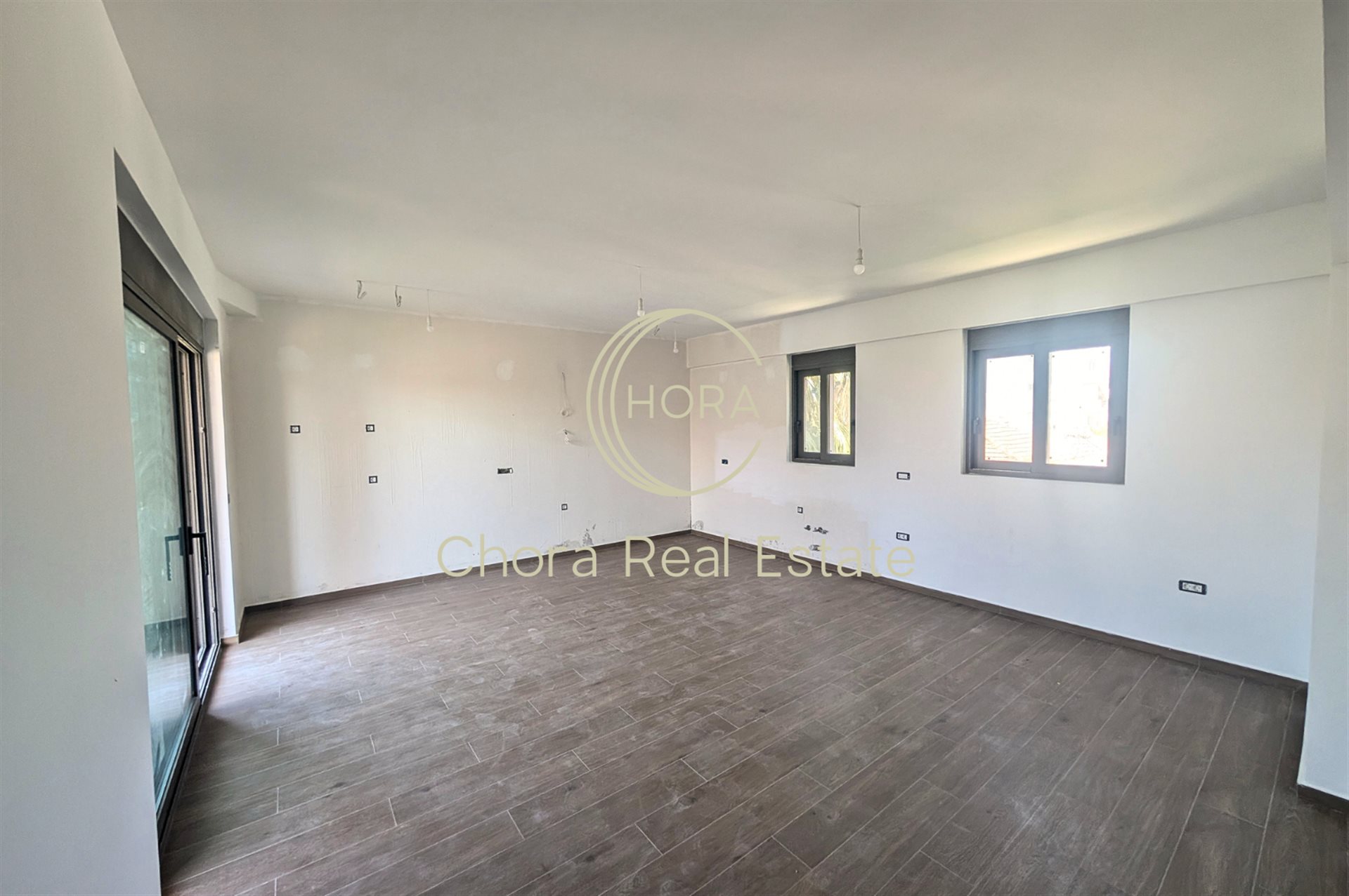 Lüks 112 m² Yeni Daire — Koum Kapi Plajına 500 m