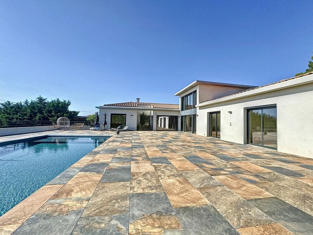 House in Aix-en-Provence, Cuques - Plus