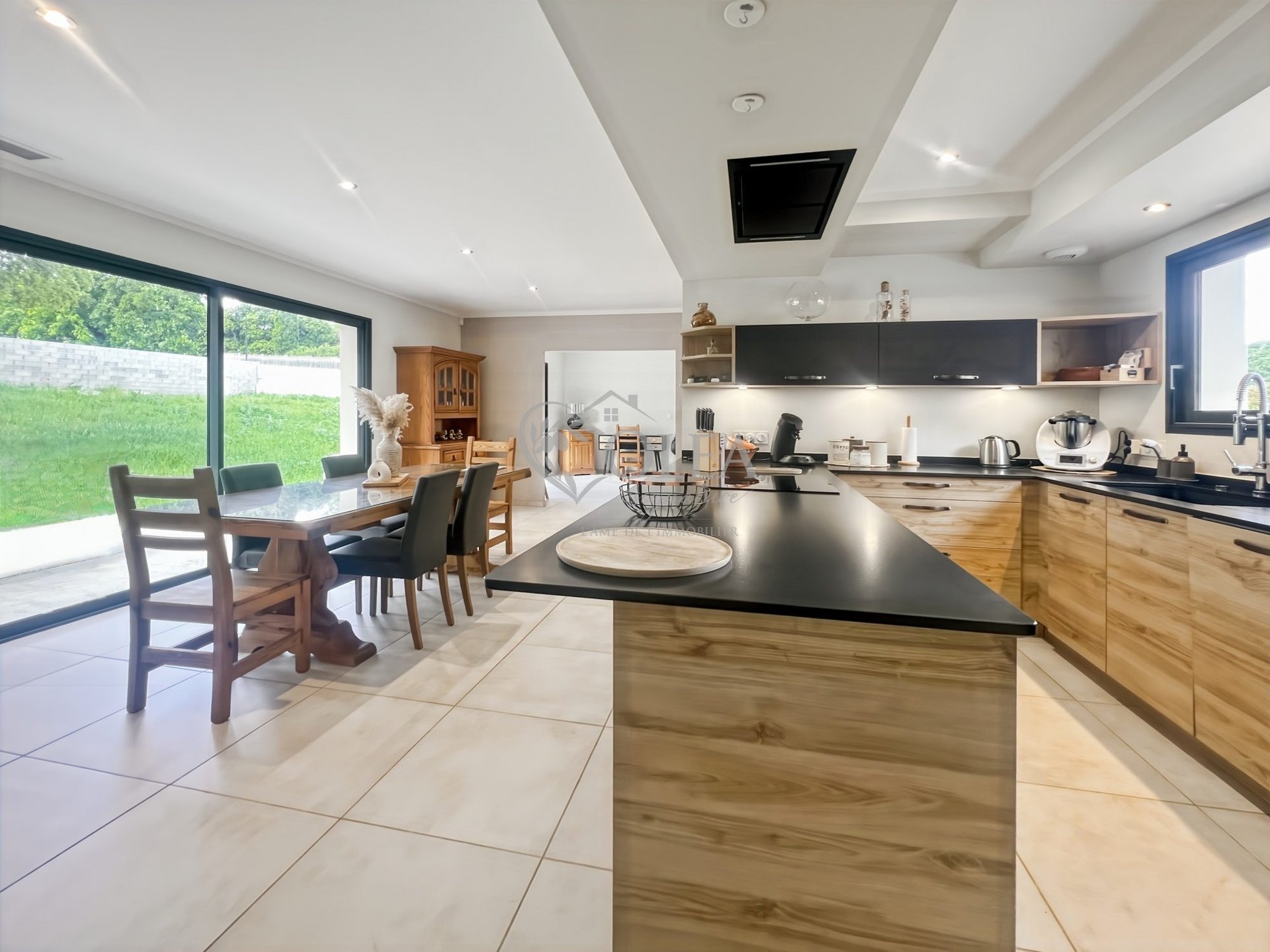 Maison à vendre, 120m², Saint-Siffret