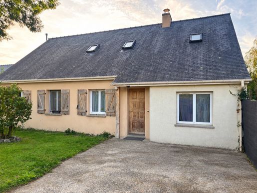 Maison 7 pièces 140 m² · à Saint-Gildas-des-Bois · 140 m² · 292 000 €