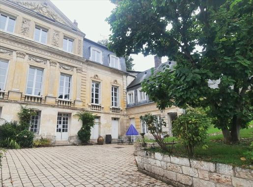 Maison 11 pièces 277 m² · à Rives-en-Seine · 277 m² · 620 000 €