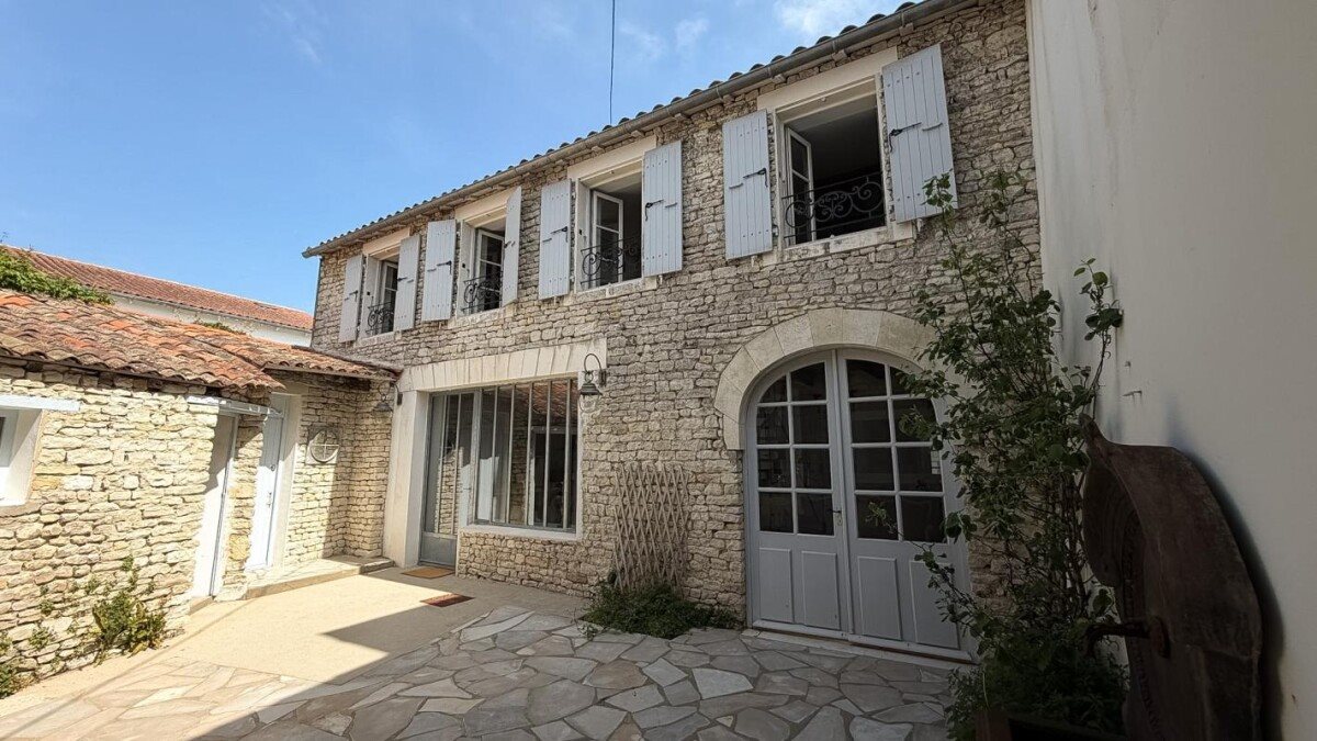 Maison à vendre, 85m², La Flotte