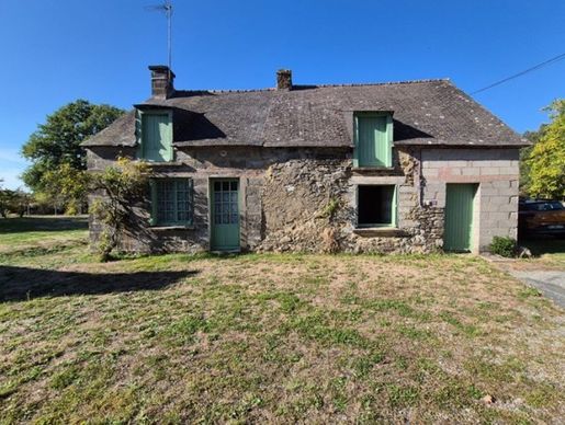 Maison 4 pièces 125 m² · à Ploërmel · 125 m² · 62 000 €