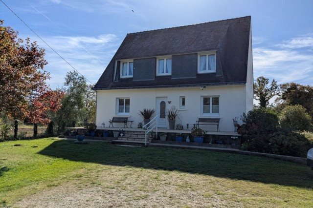 Maison à vendre, 136m², Pleucadeuc