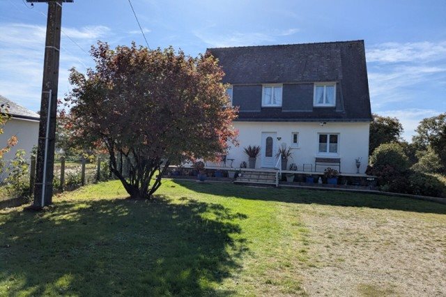 Maison à vendre, 136m², Pleucadeuc