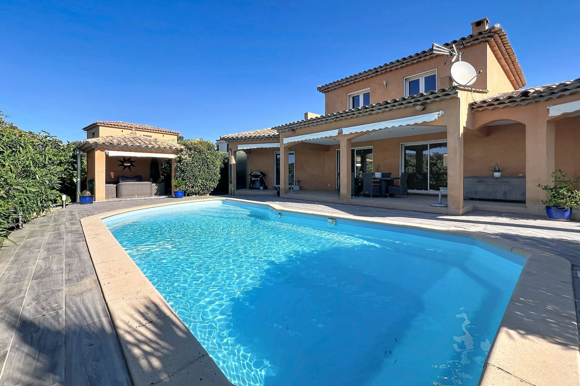 Maison à vendre, 138m², Trans-en-Provence