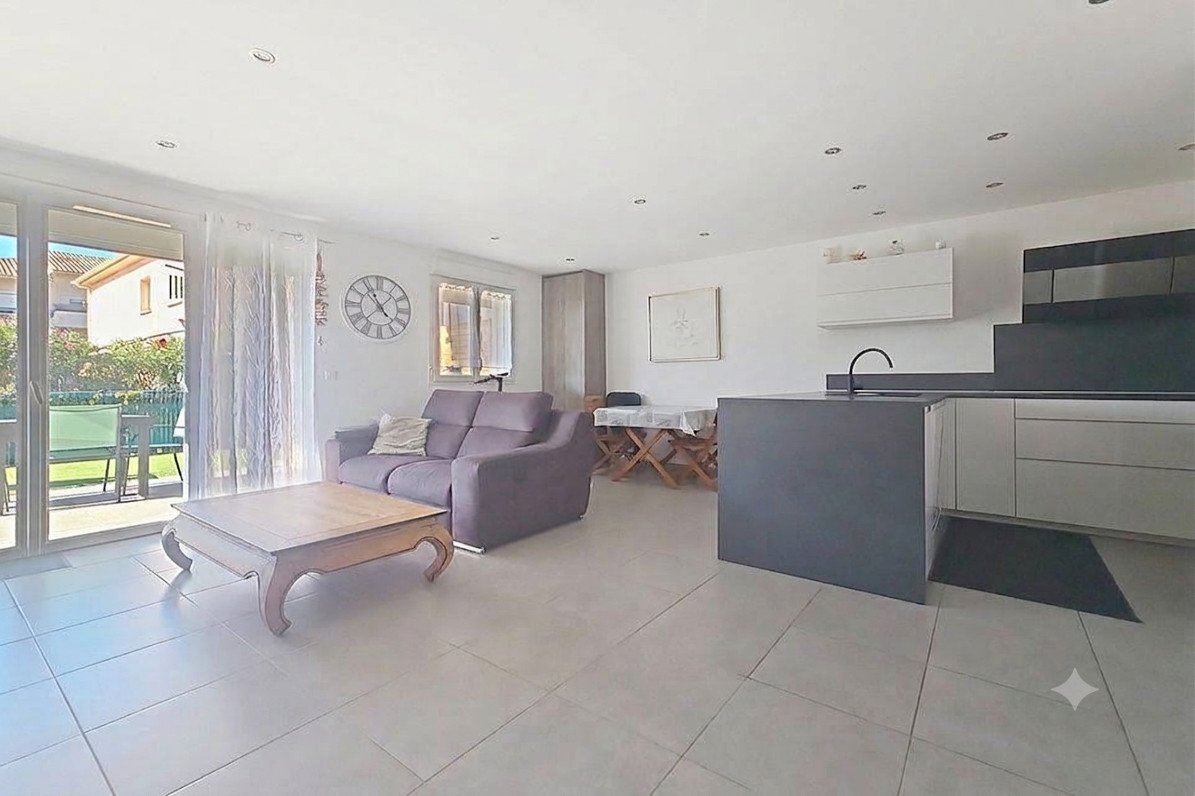 Maison à vendre, 61m², Le Muy