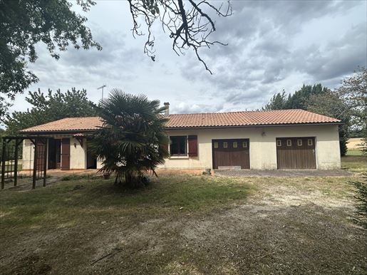 Maison 5 pièces 97 m² · à Vitrac-Saint-Vincent · 97 m² · 117 700 €