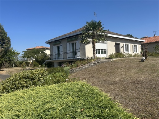Maison 5 pièces 119 m² · à Chabanais · 119 m² · 180 200 €