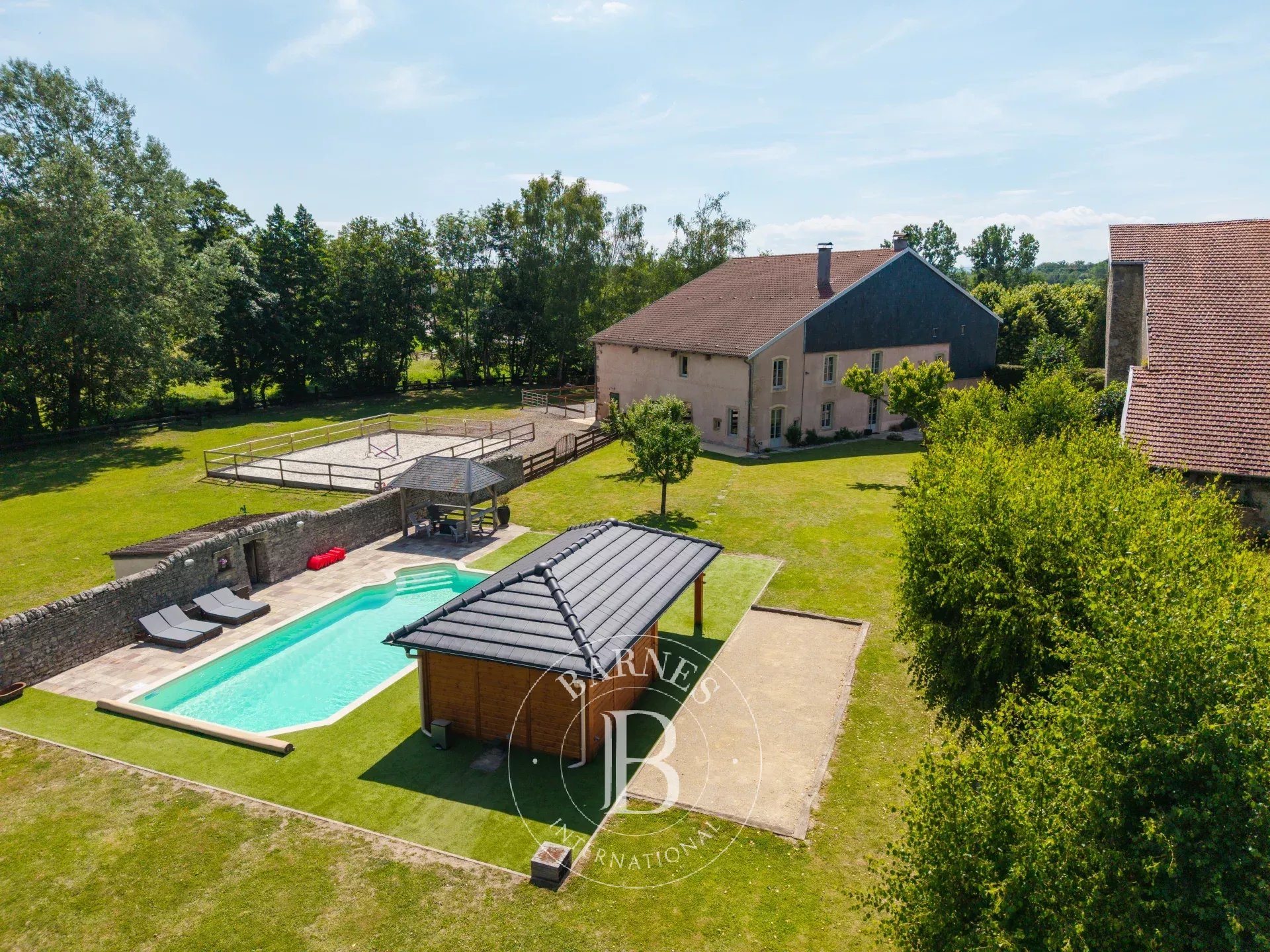 Maison à vendre, 575m², Dogneville