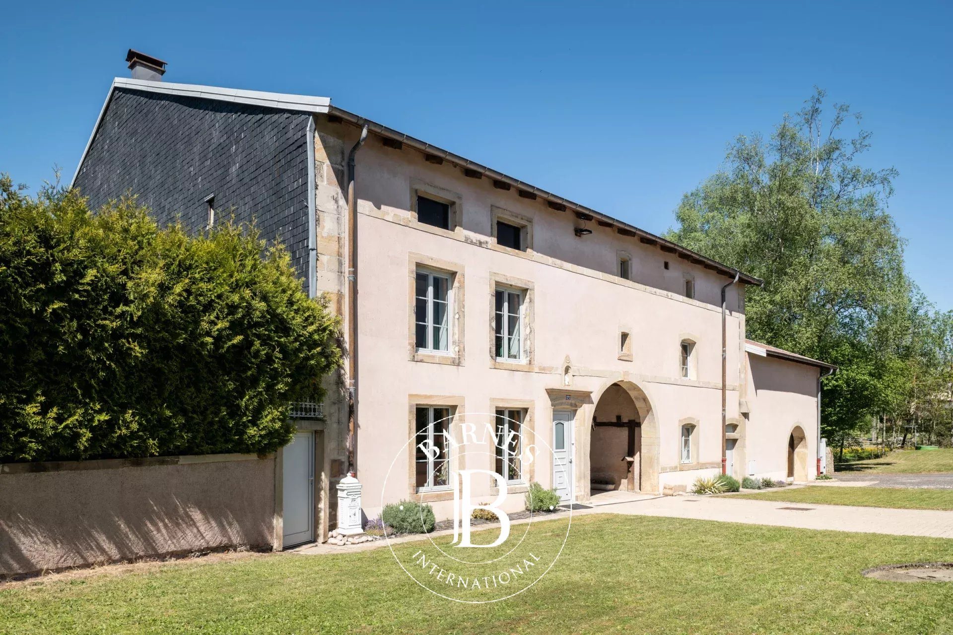 Maison à vendre, 575m², Dogneville