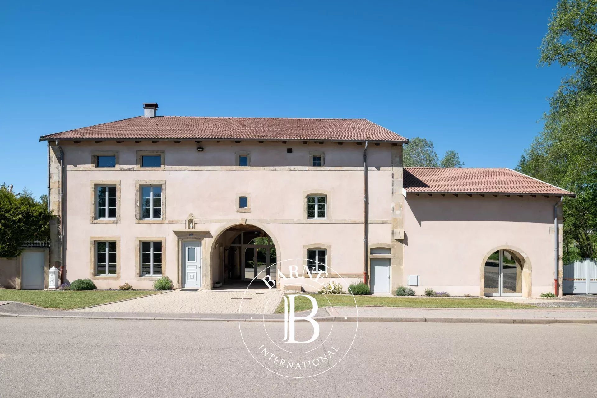 Maison à vendre, 575m², Dogneville