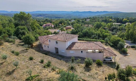 Maison 8 pièces 228 m² · à Lorgues · 228 m² · 1 200 000 €