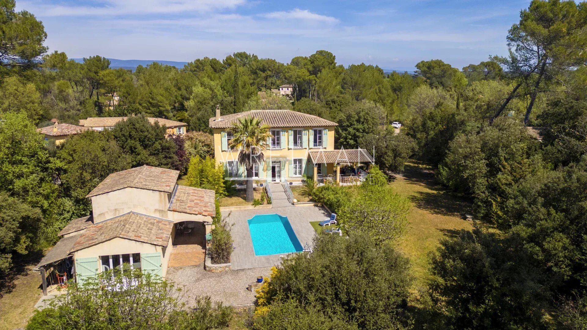 Maison à vendre, 249m², Le Thoronet