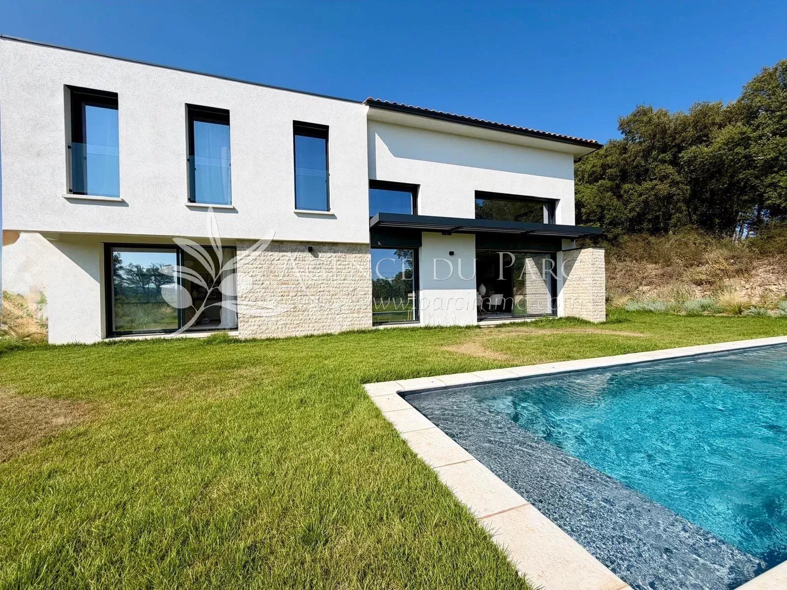Maison à vendre, 180m², Biot