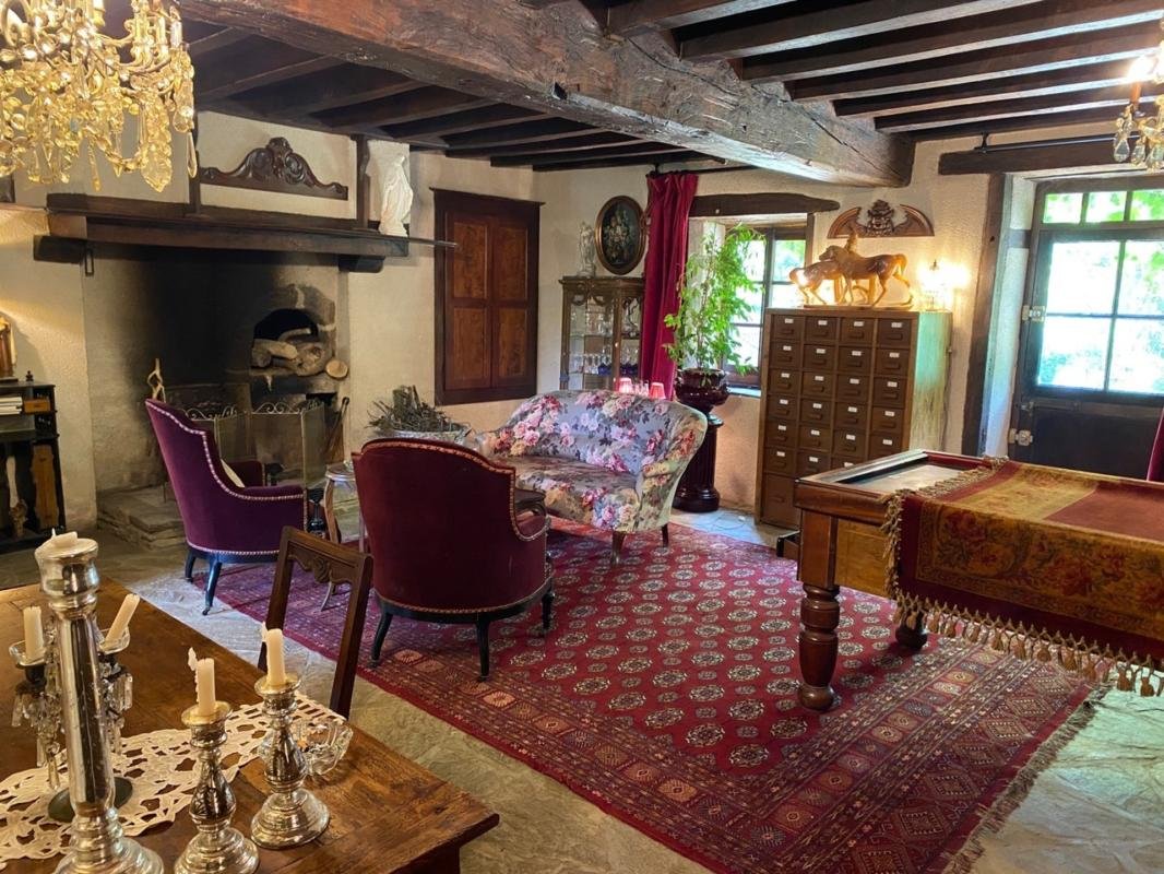 Maison à vendre, 365m², Bétête