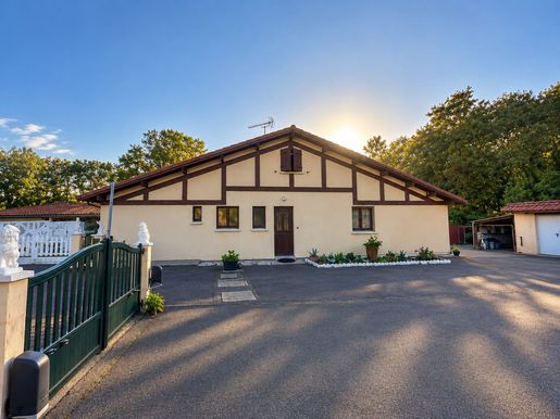Maison 5 pièces 139 m² · à Rivière-Saas-et-Gourby · 139 m² · 344 000 €