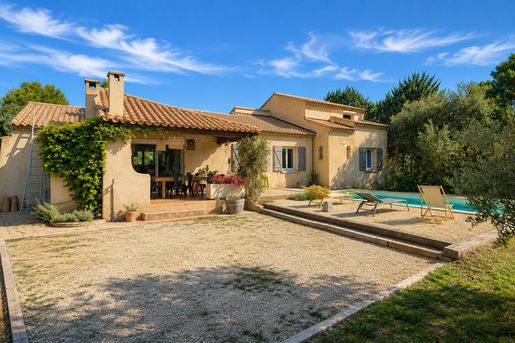 Maison 7 pièces 175 m² · à Lauris · 175 m² · 625 000 €