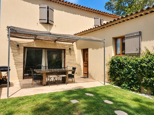 Maison 5 pièces 150 m² · à Lauris · 150 m² · 420 000 €