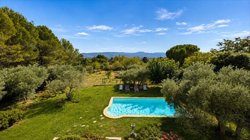 4 pièces 138 m² · à Lauris · 138 m² · 675 000 €