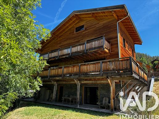 9 pièces 190 m² · à Allos · 190 m² · 1 490 000 €