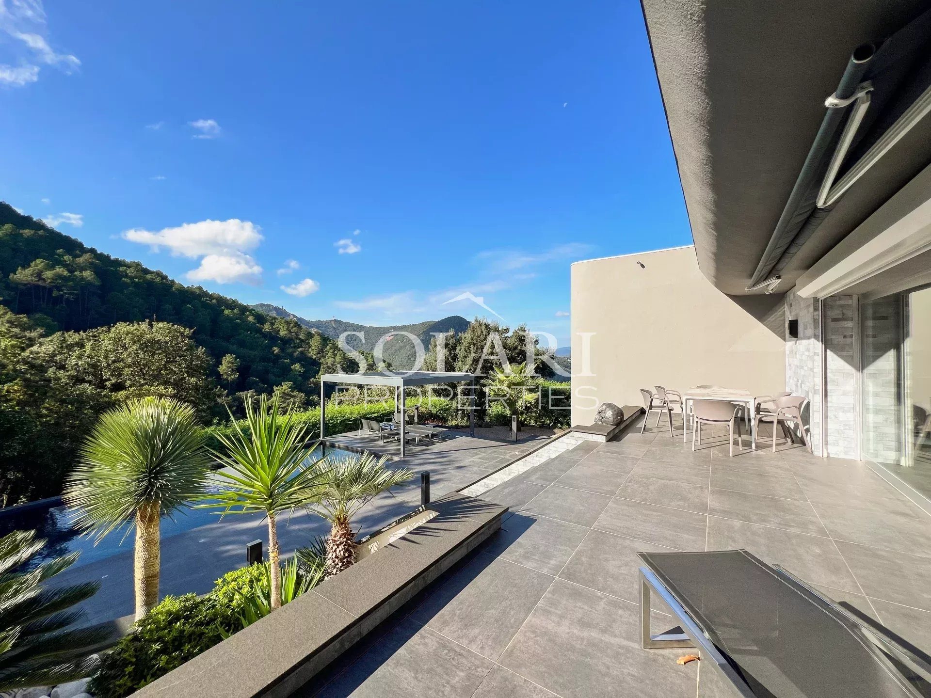 Maison à vendre, 350m², Mandelieu-la-Napoule