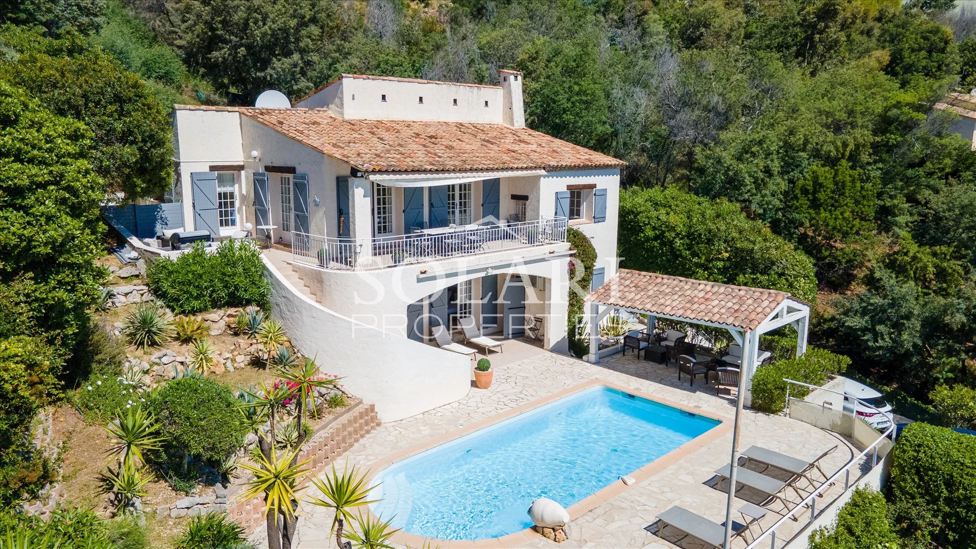 Maison à vendre, 200m², Mandelieu-la-Napoule