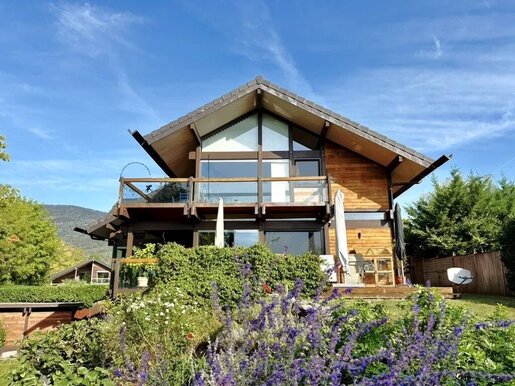 Maison 7 pièces 271 m² · à Divonne-les-Bains · 271 m² · 2 490 000 €