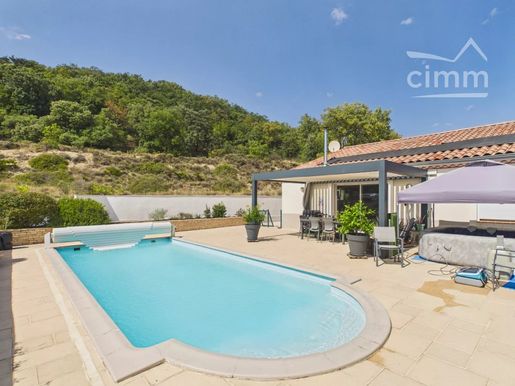 Maison 5 pièces 106 m² · à Lagorce · 106 m² · 319 000 €