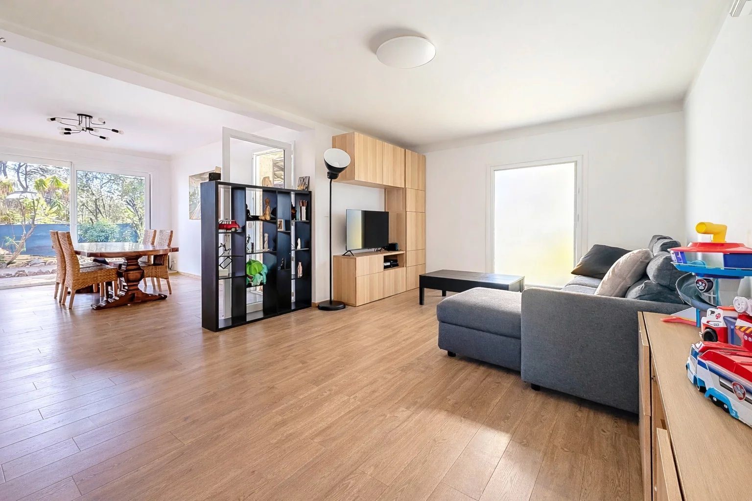 Maison à vendre, 240m², La Roquette-sur-Siagne