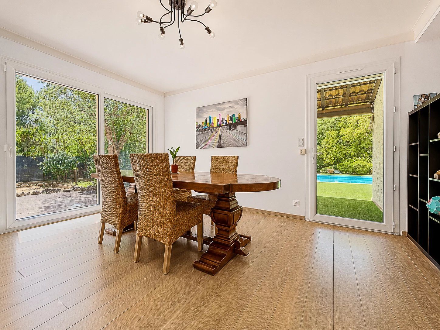 Maison à vendre, 240m², La Roquette-sur-Siagne